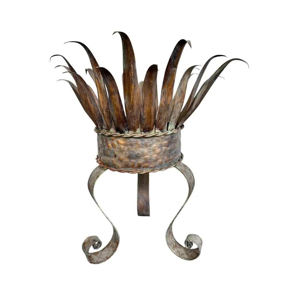 Vintage Palm Beach Hammered Copper/Iron Pineapple Leaf Crown Planter Urn Stand